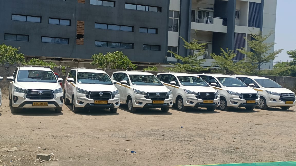 Well-Maintained Fleet vehicle - Professional corporate transportation service by Comfort Tours Pune